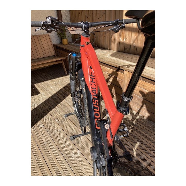 MOUSTACHE GAME 7 -  2024 - PARC DE LOCATION