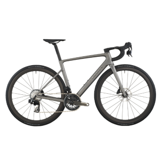 Scott Addict RC Team disponible dans les magasins dVélos | vélo route carbone