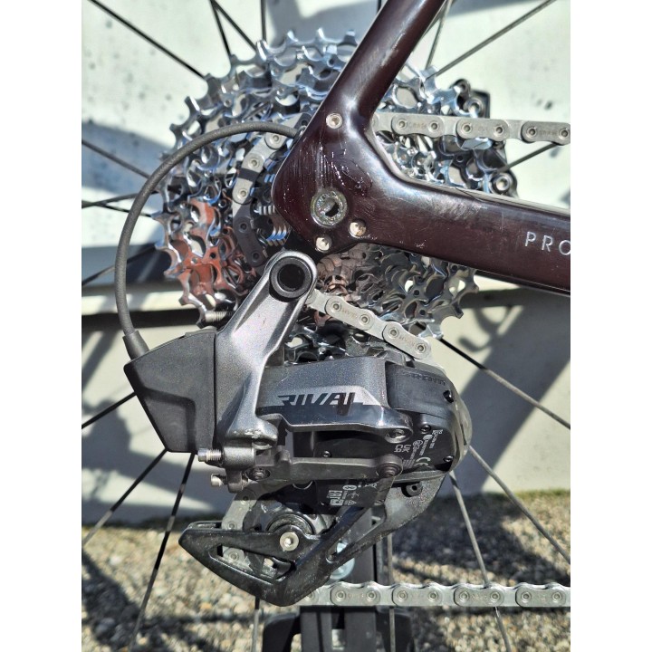 Trek Domane+ SLR 2023 occasion – VAE route carbone TQ – Taille 58 | Scott Reference Center Épagny