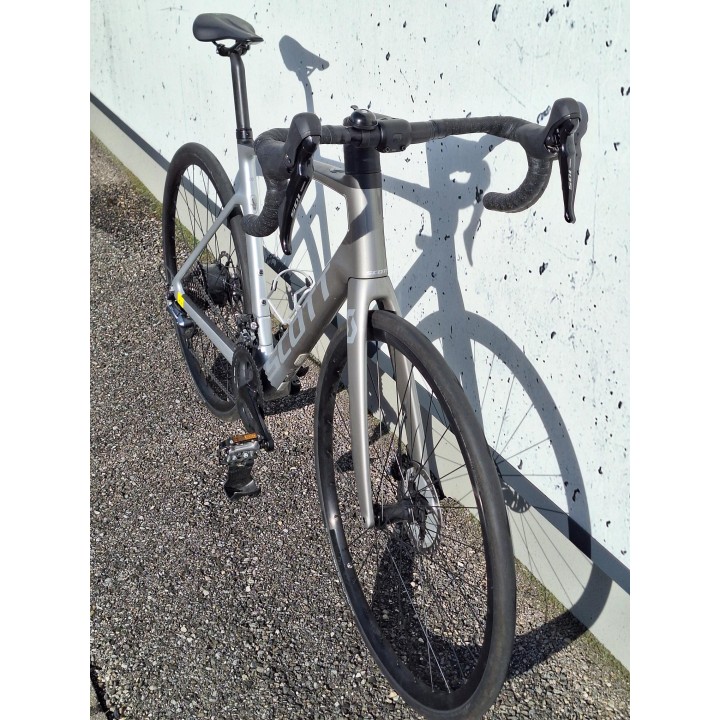 Scott Addict eRIDE 20 occasion – Vélo route électrique carbone Mahle – Taille 56 | Épagny