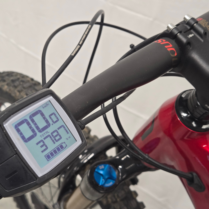 Moustache Trail 8 -Taille M - OCCASION