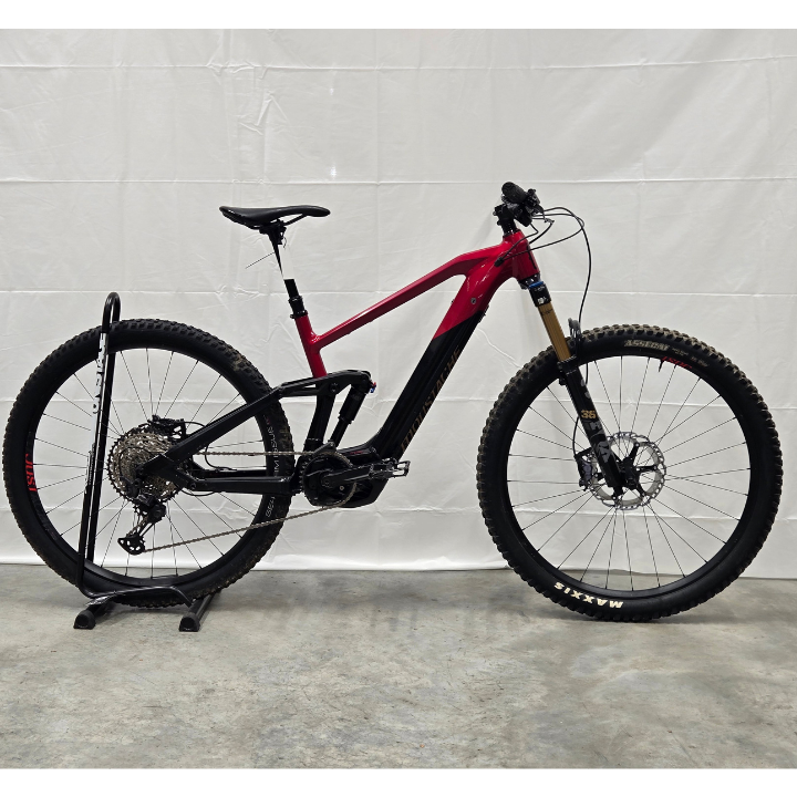 Moustache Trail 8 -Taille M - OCCASION