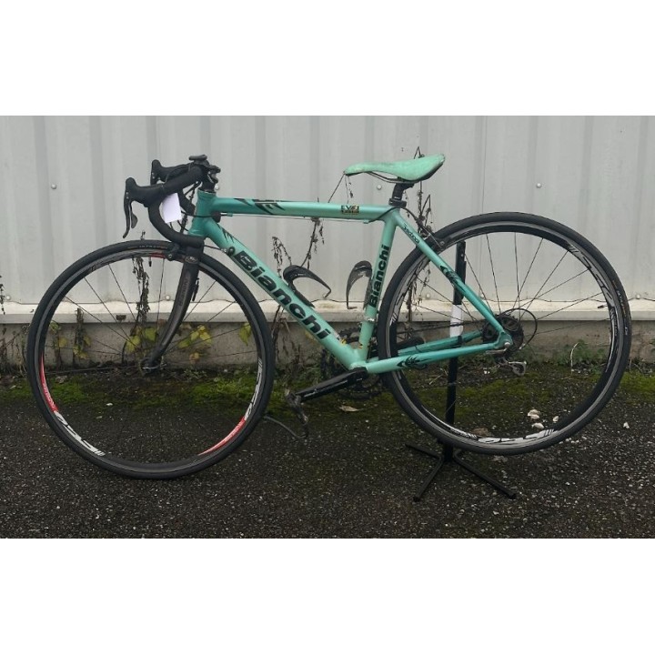 Bianchi EV3 occasion – Vélo route enfant – Campagnolo 2x10v – DVélos Aix-les-Bains