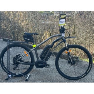 MOUSTACHE Samedi 27/9 -Taille M - OCCASION