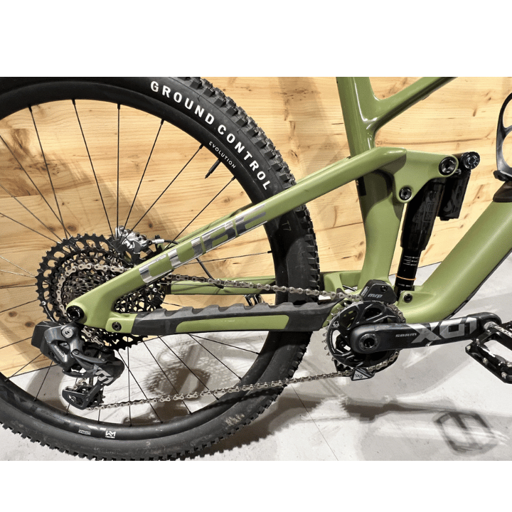 Cube Stereo C62 155 2025 d’occasion (M) – VTT enduro carbone SRAM AXS